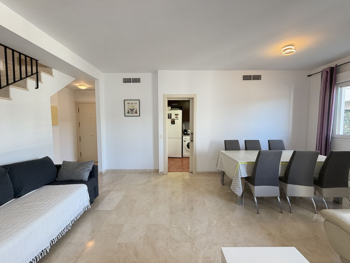 3 Bed Apartment for sale in Estepona Costa Del Sol, Málaga, Spain