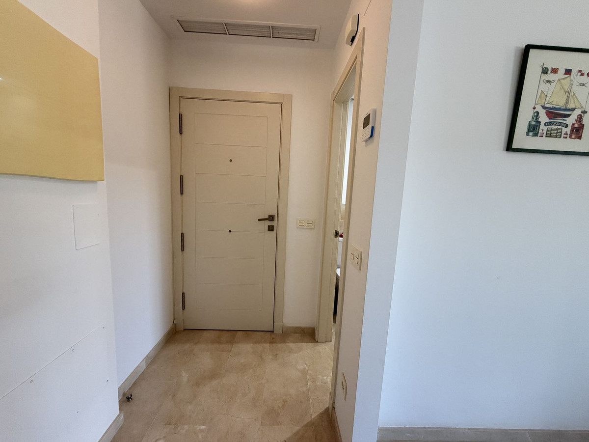 3 Bed Apartment for sale in Estepona Costa Del Sol, Málaga, Spain