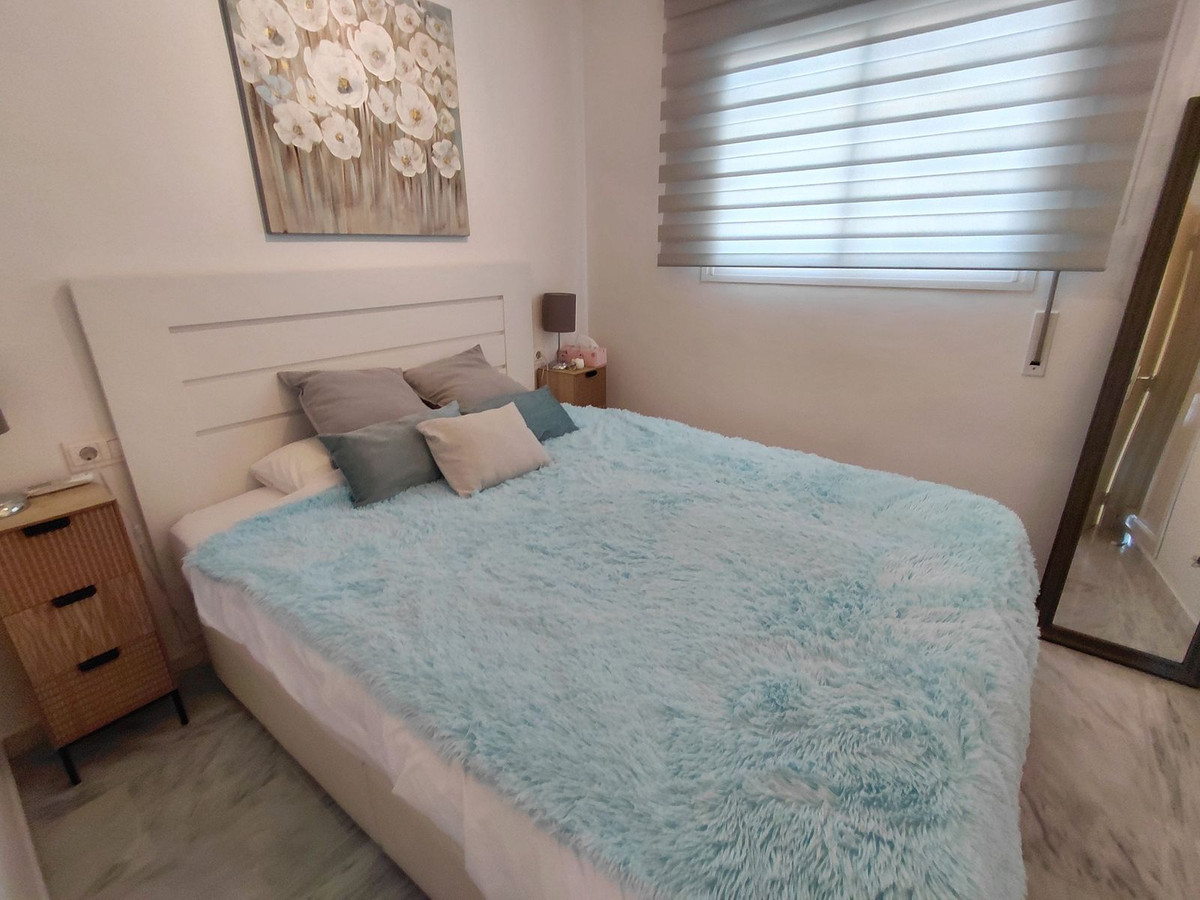 2 Bed Apartment for sale in Calahonda Costa Del Sol, Málaga, Spain