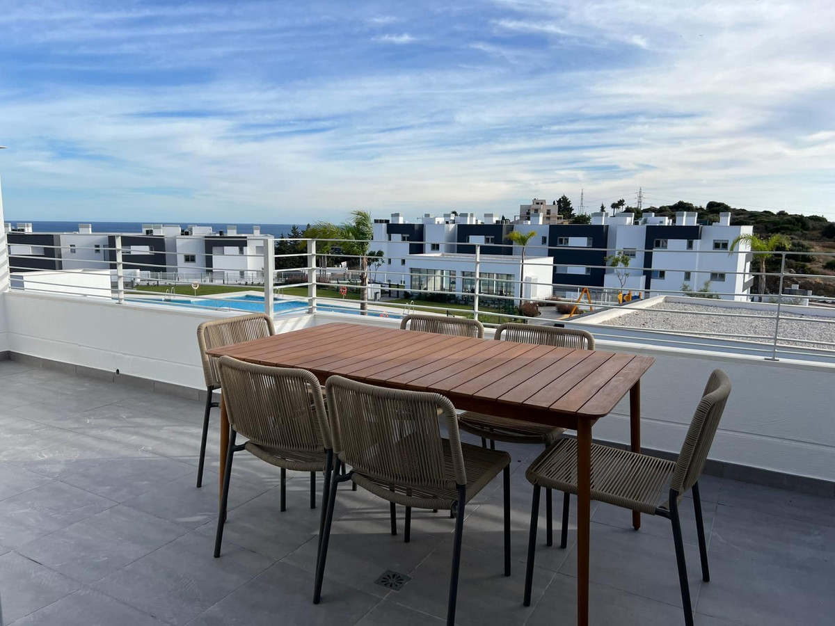 Se vende Apartamento Planta Media de 3 dormitorios en Costa Del Sol, Málaga, España