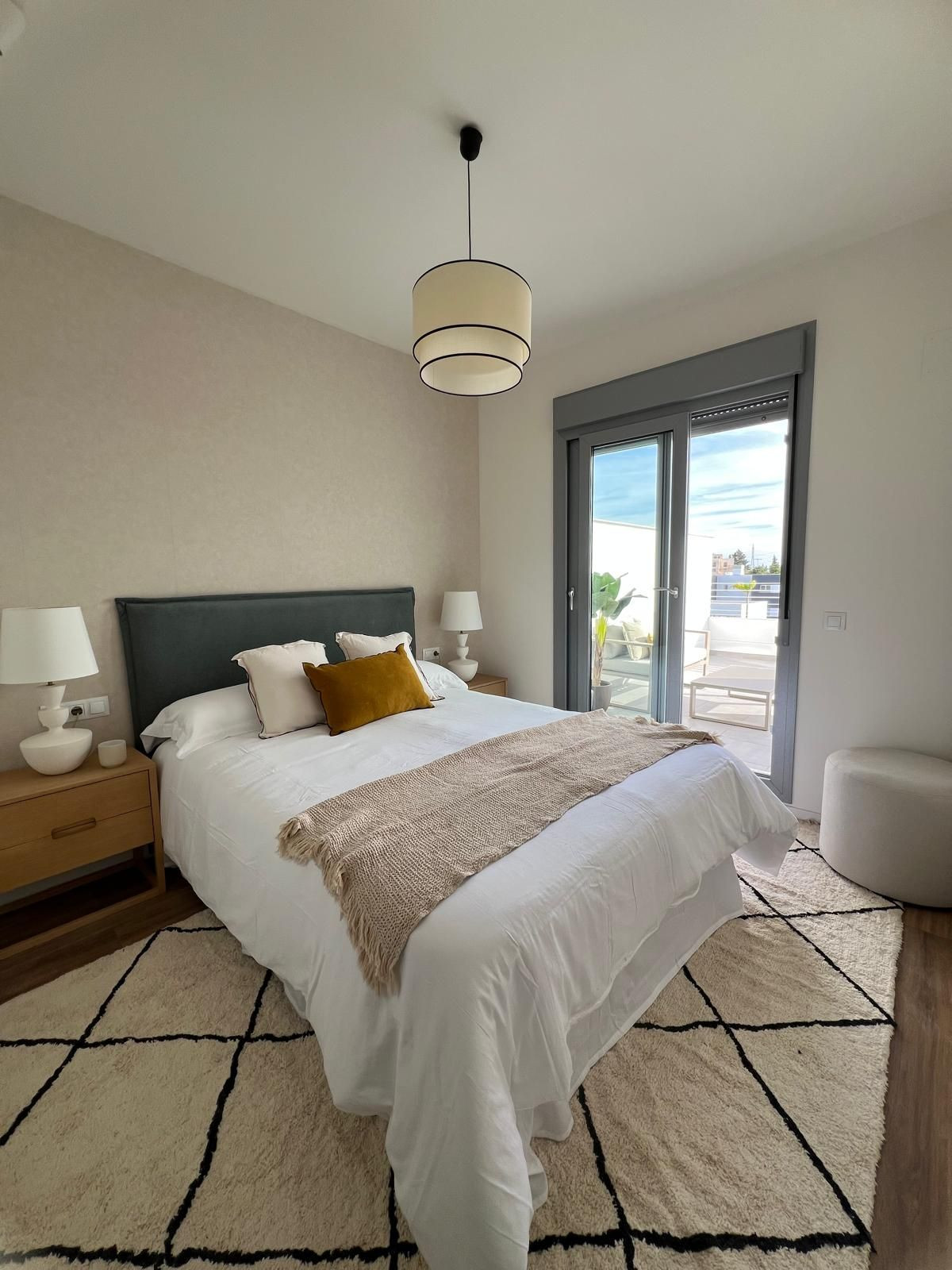 Se vende Apartamento Planta Media de 3 dormitorios en Costa Del Sol, Málaga, España