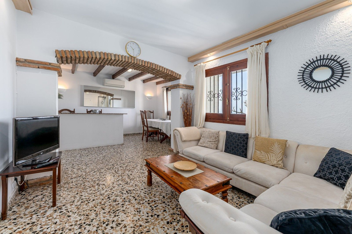 Se vende Villa - Chalet de 5 dormitorios en Costa Del Sol, Málaga, España