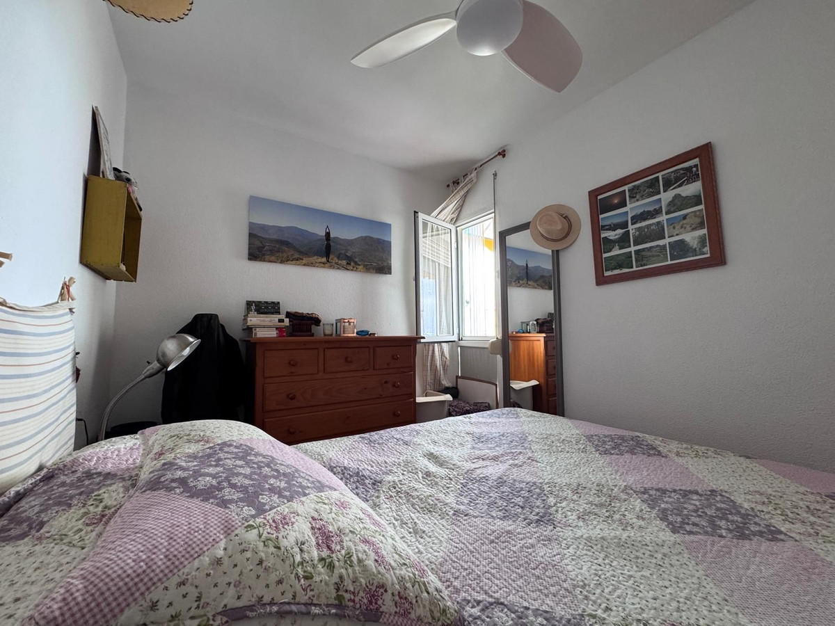 Se vende Apartamento Planta Media de 2 dormitorios en Costa Del Sol, Málaga, España
