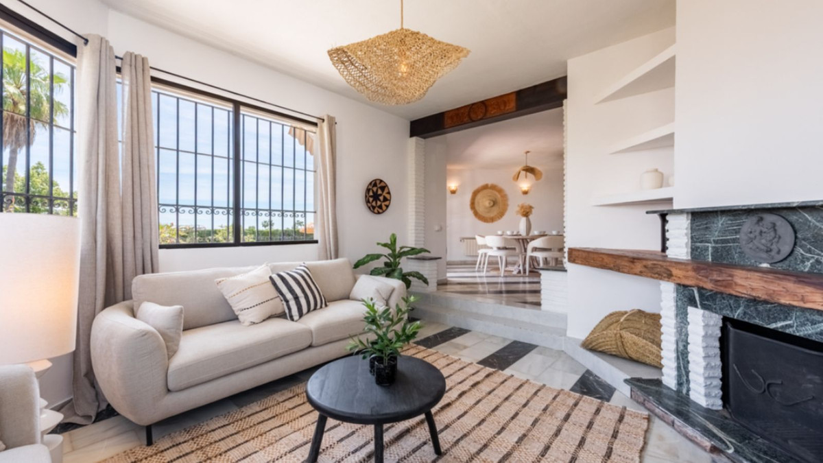 4 Bed Townhouse for sale in Estepona Costa Del Sol, Málaga, Spain