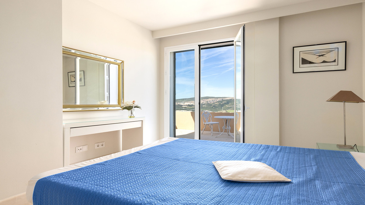 3 Bed Apartment for sale in Doña Julia Costa Del Sol, Málaga, Spain