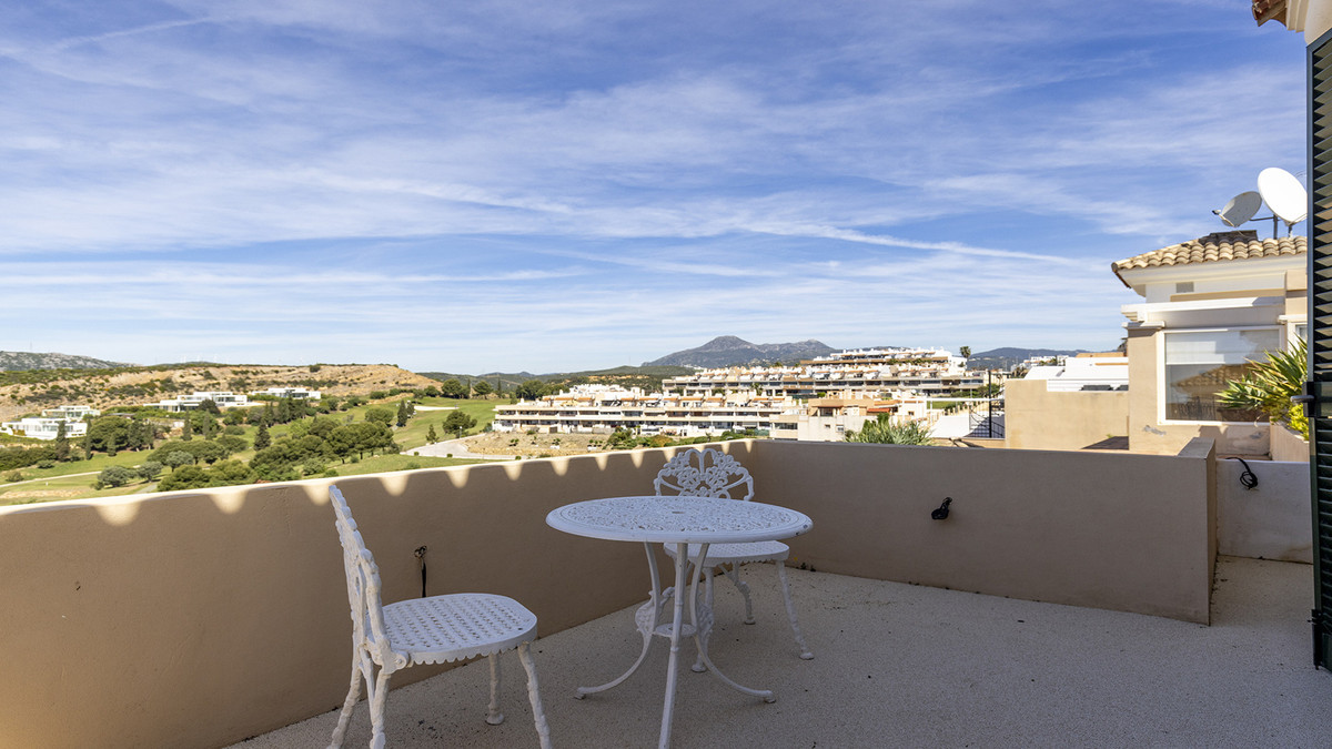 3 Bed Apartment for sale in Doña Julia Costa Del Sol, Málaga, Spain