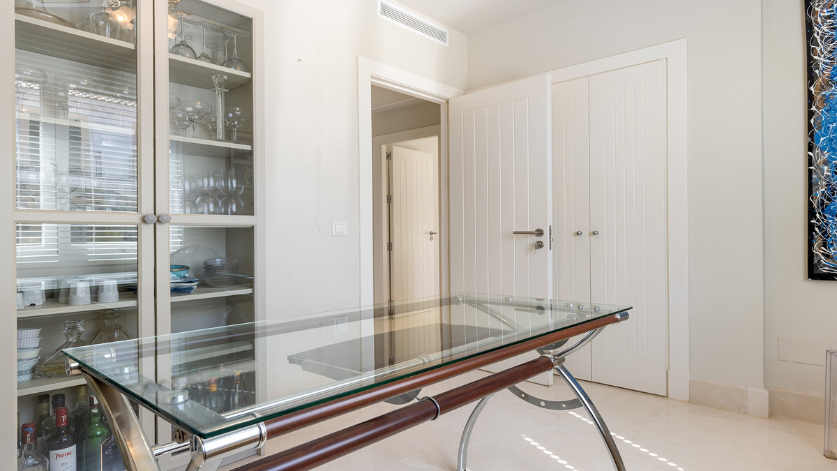 3 Bed Apartment for sale in Doña Julia Costa Del Sol, Málaga, Spain