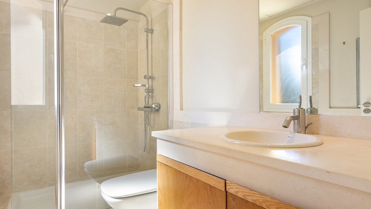 3 Bed Apartment for sale in Doña Julia Costa Del Sol, Málaga, Spain