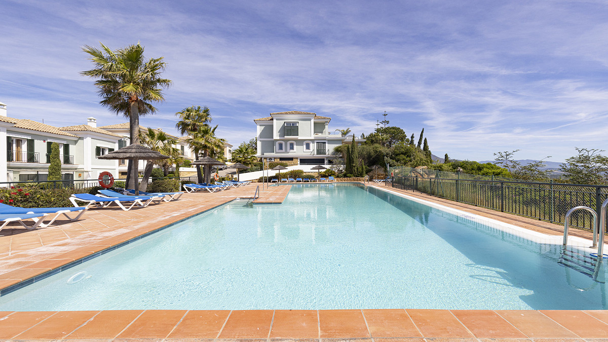 3 Bed Apartment for sale in Doña Julia Costa Del Sol, Málaga, Spain