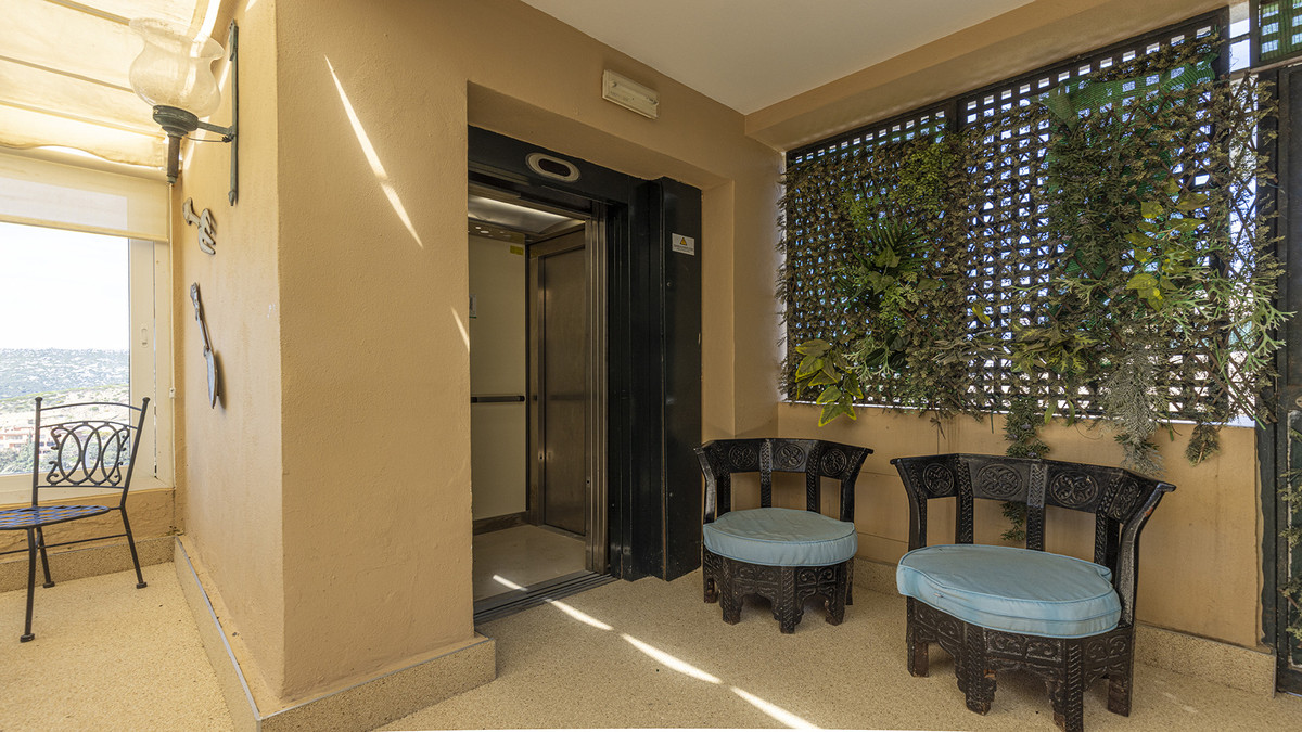 3 Bed Apartment for sale in Doña Julia Costa Del Sol, Málaga, Spain