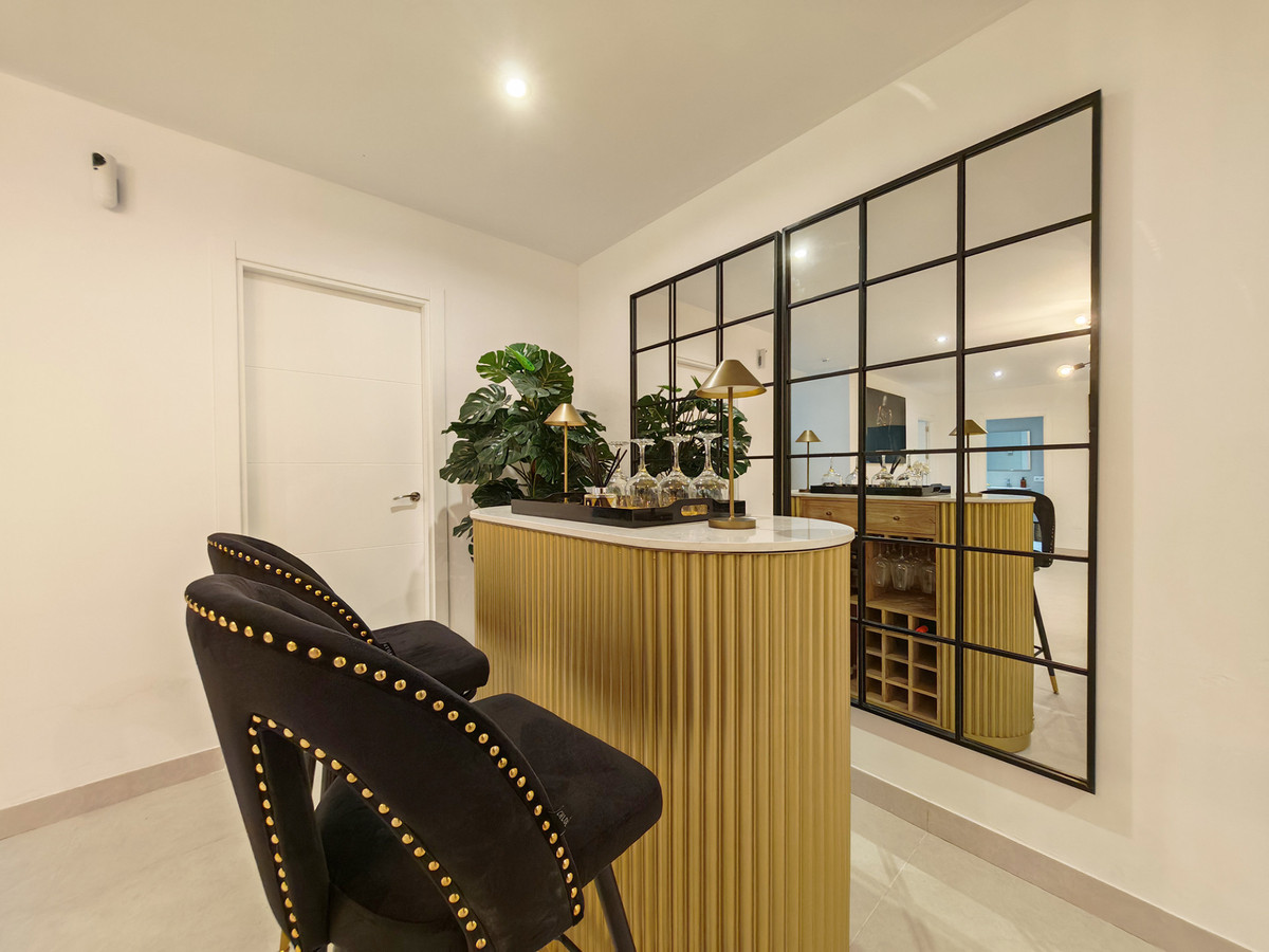5 Bed Townhouse for sale in Estepona Costa Del Sol, Málaga, Spain