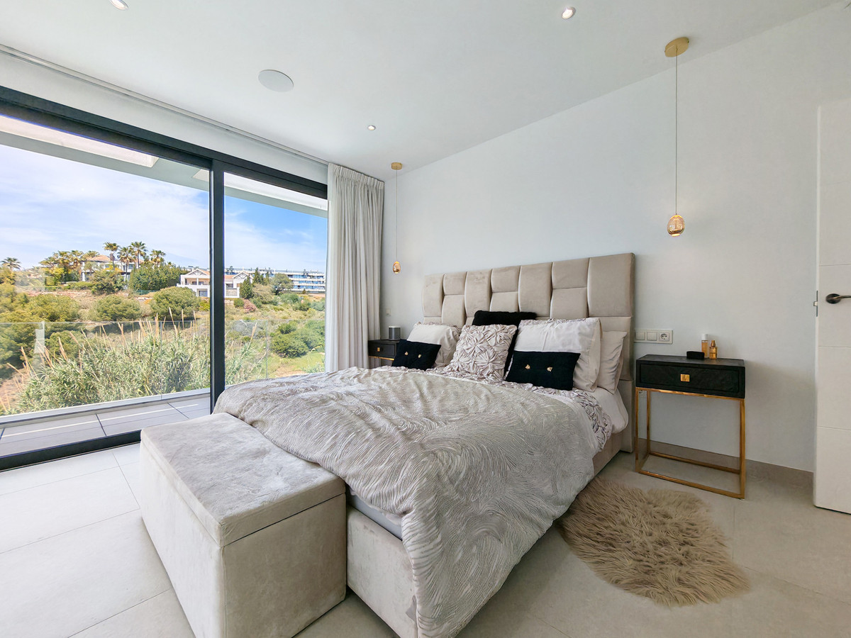 5 Bed Townhouse for sale in Estepona Costa Del Sol, Málaga, Spain