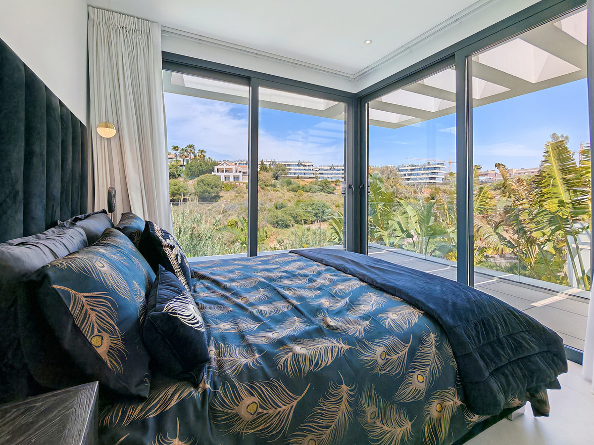 5 Bed Townhouse for sale in Estepona Costa Del Sol, Málaga, Spain