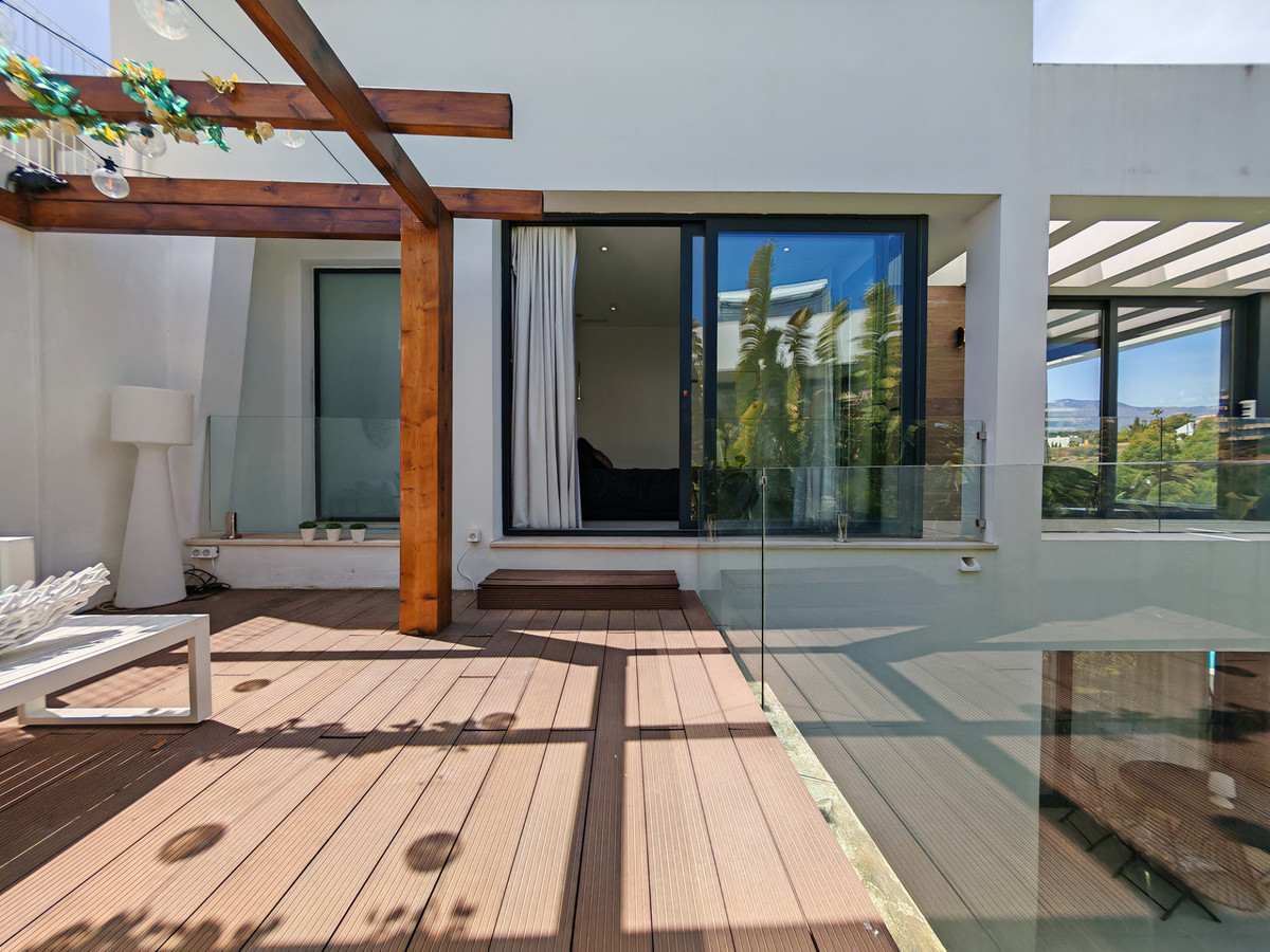 5 Bed Townhouse for sale in Estepona Costa Del Sol, Málaga, Spain