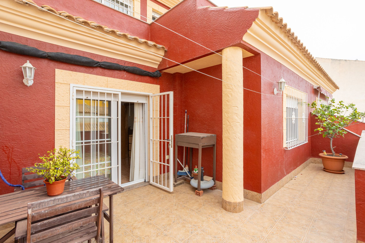 Se vende Adosada de 4 dormitorios en Costa Calida, Murcia, España