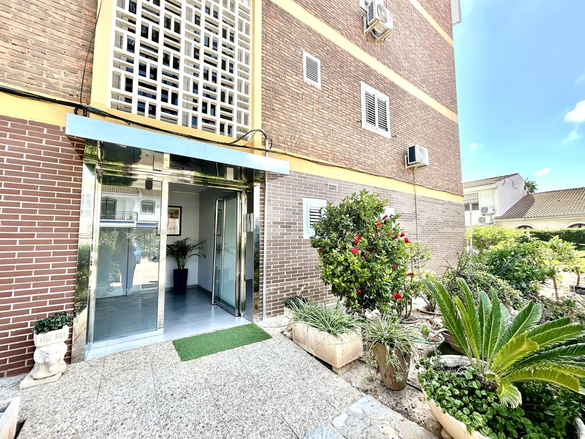 2 Bed Apartment for sale in La Zenia Costa Blanca, Alicante, Spain