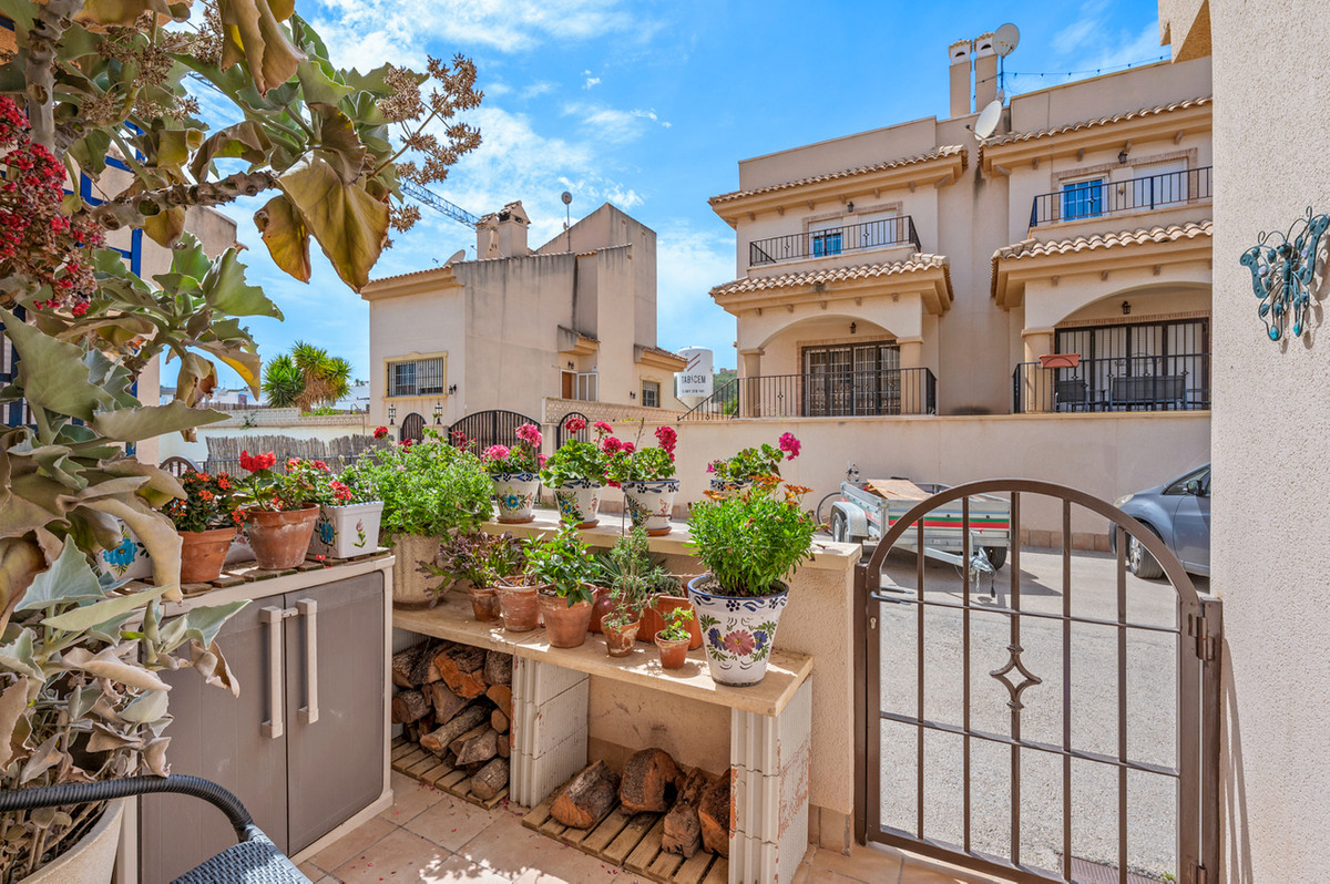 2 Bed Townhouse for sale in San Miguel De Salinas Costa Blanca, Alicante, Spain