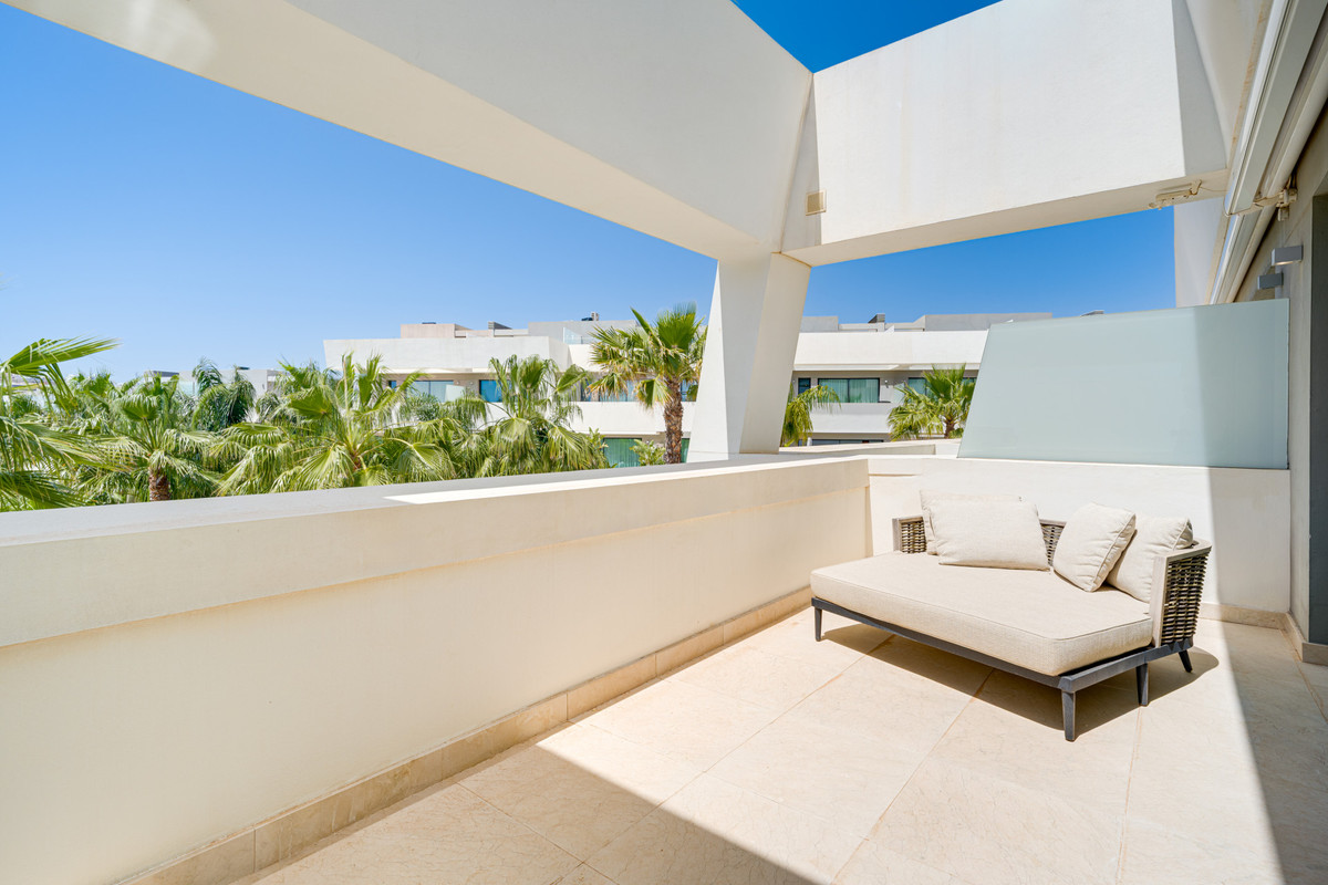 4 Bed Townhouse for sale in La Cala De Mijas Costa Del Sol, Málaga, Spain