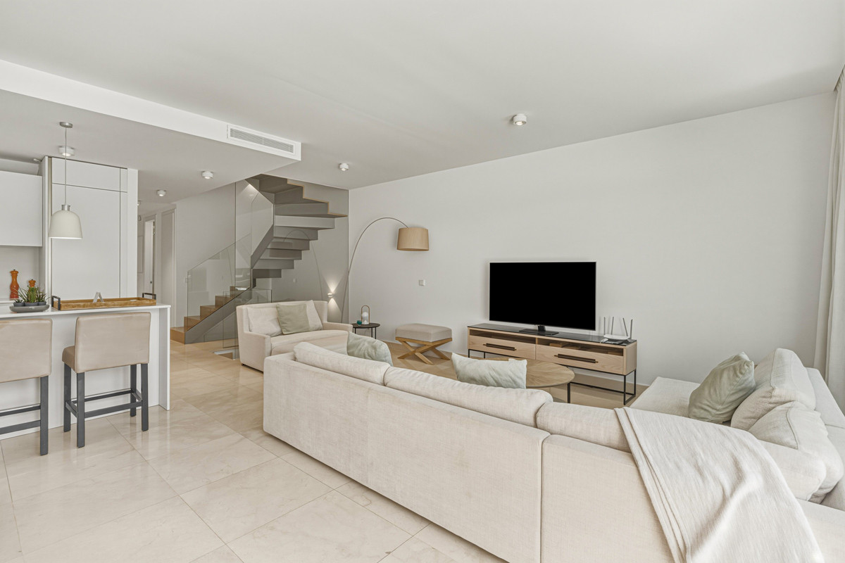 4 Bed Townhouse for sale in La Cala De Mijas Costa Del Sol, Málaga, Spain