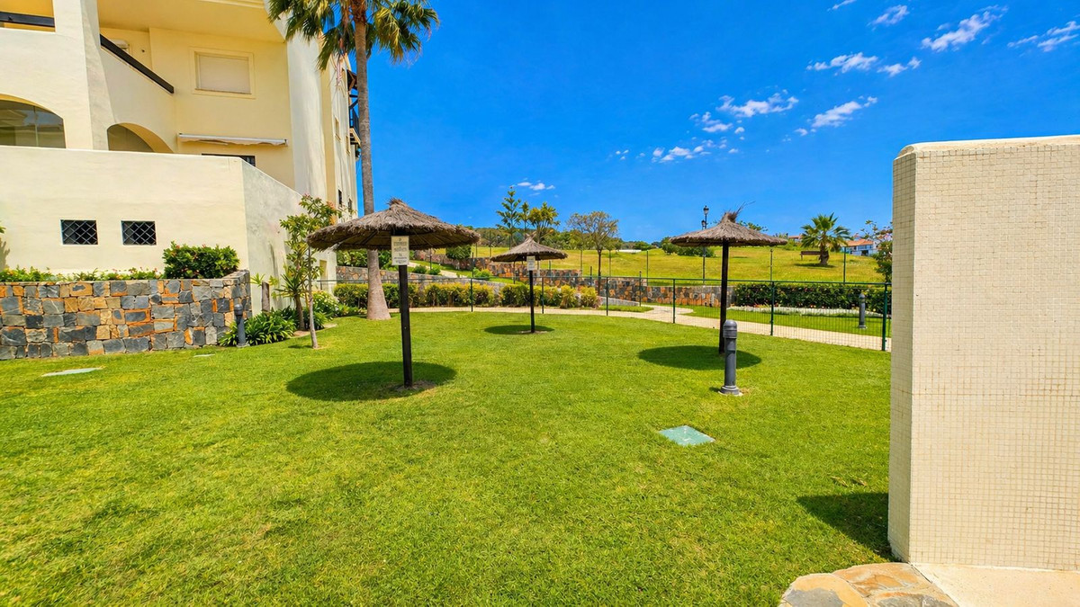 2 Bed Apartment for sale in Manilva Costa Del Sol, Málaga, Spain