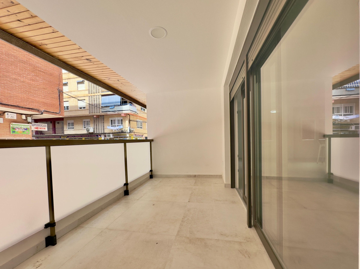 Se vende Apartamento Planta Baja de 3 dormitorios en Costa Blanca, Alicante, España