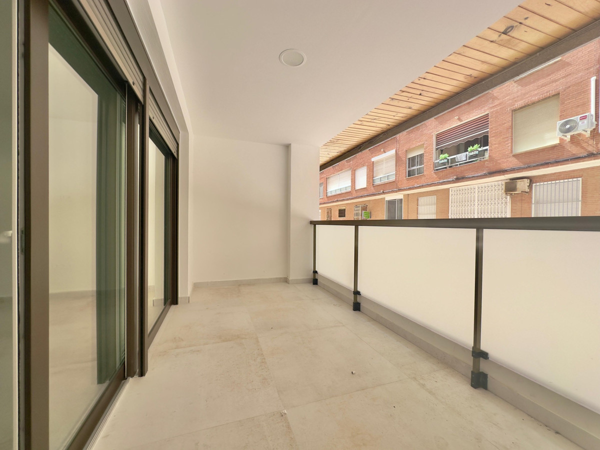 Se vende Apartamento Planta Baja de 3 dormitorios en Costa Blanca, Alicante, España