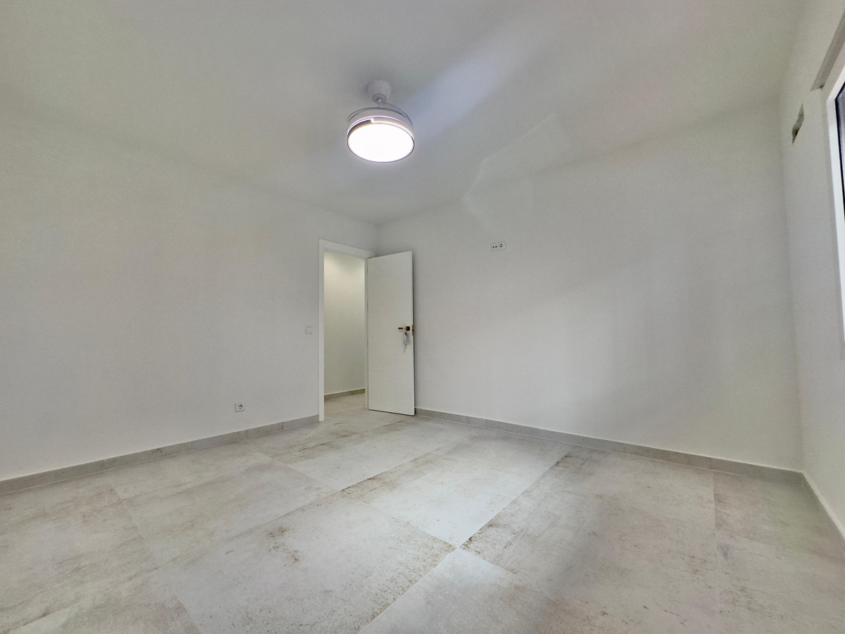 Se vende Apartamento Planta Baja de 3 dormitorios en Costa Blanca, Alicante, España
