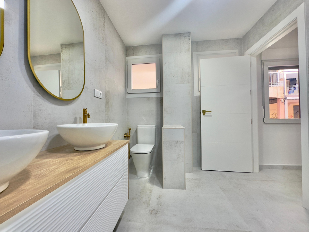 Se vende Apartamento Planta Baja de 3 dormitorios en Costa Blanca, Alicante, España
