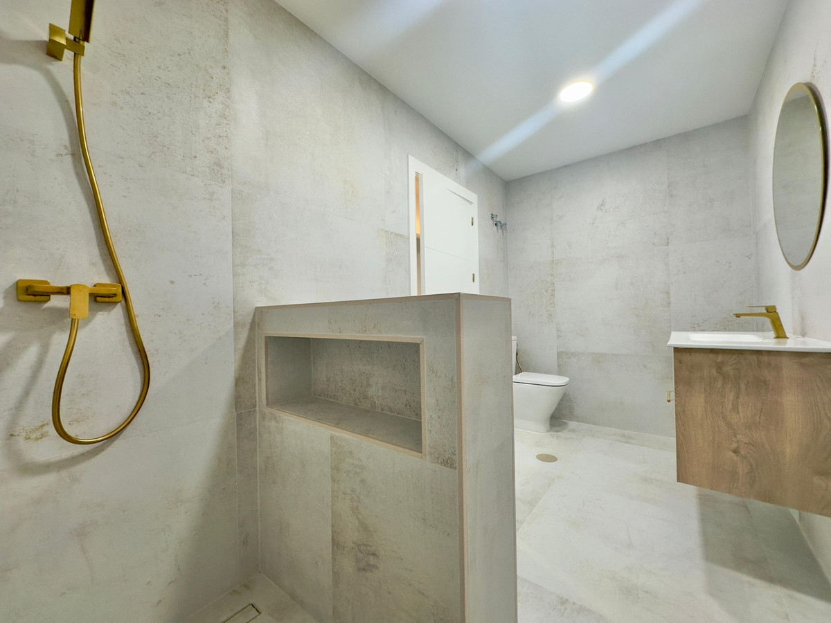 Se vende Apartamento Planta Baja de 3 dormitorios en Costa Blanca, Alicante, España