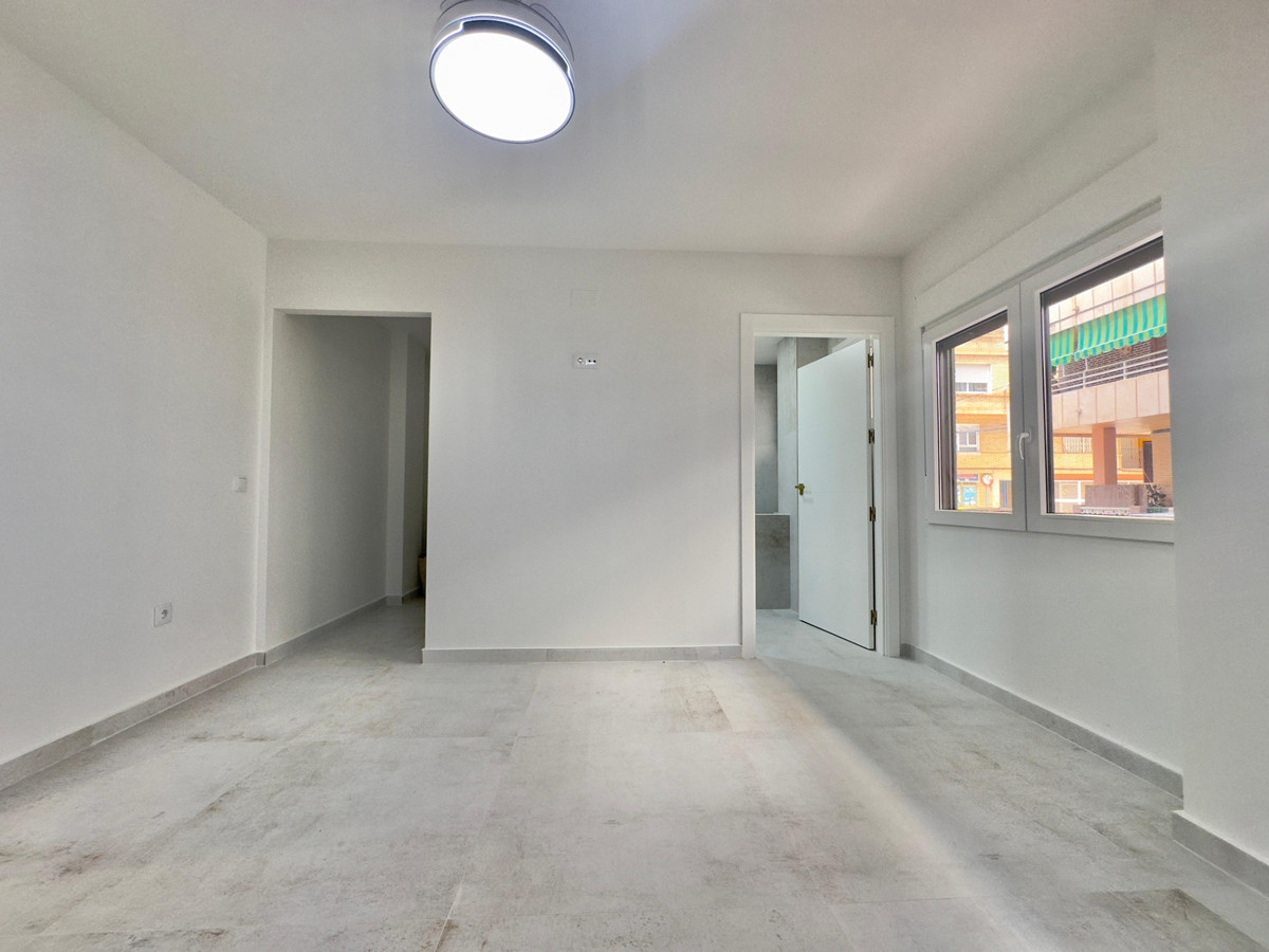 Se vende Apartamento Planta Baja de 3 dormitorios en Costa Blanca, Alicante, España