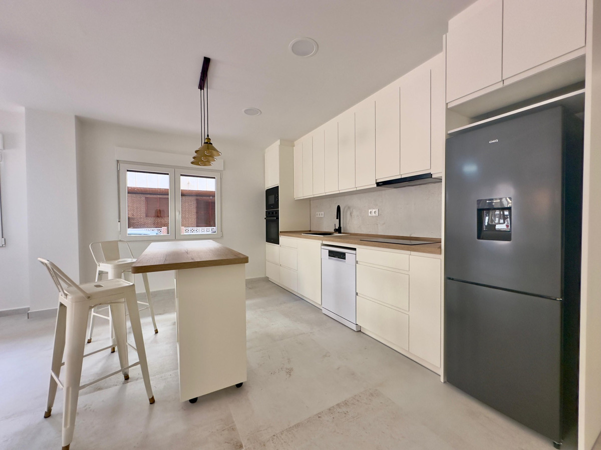 Se vende Apartamento Planta Baja de 3 dormitorios en Costa Blanca, Alicante, España