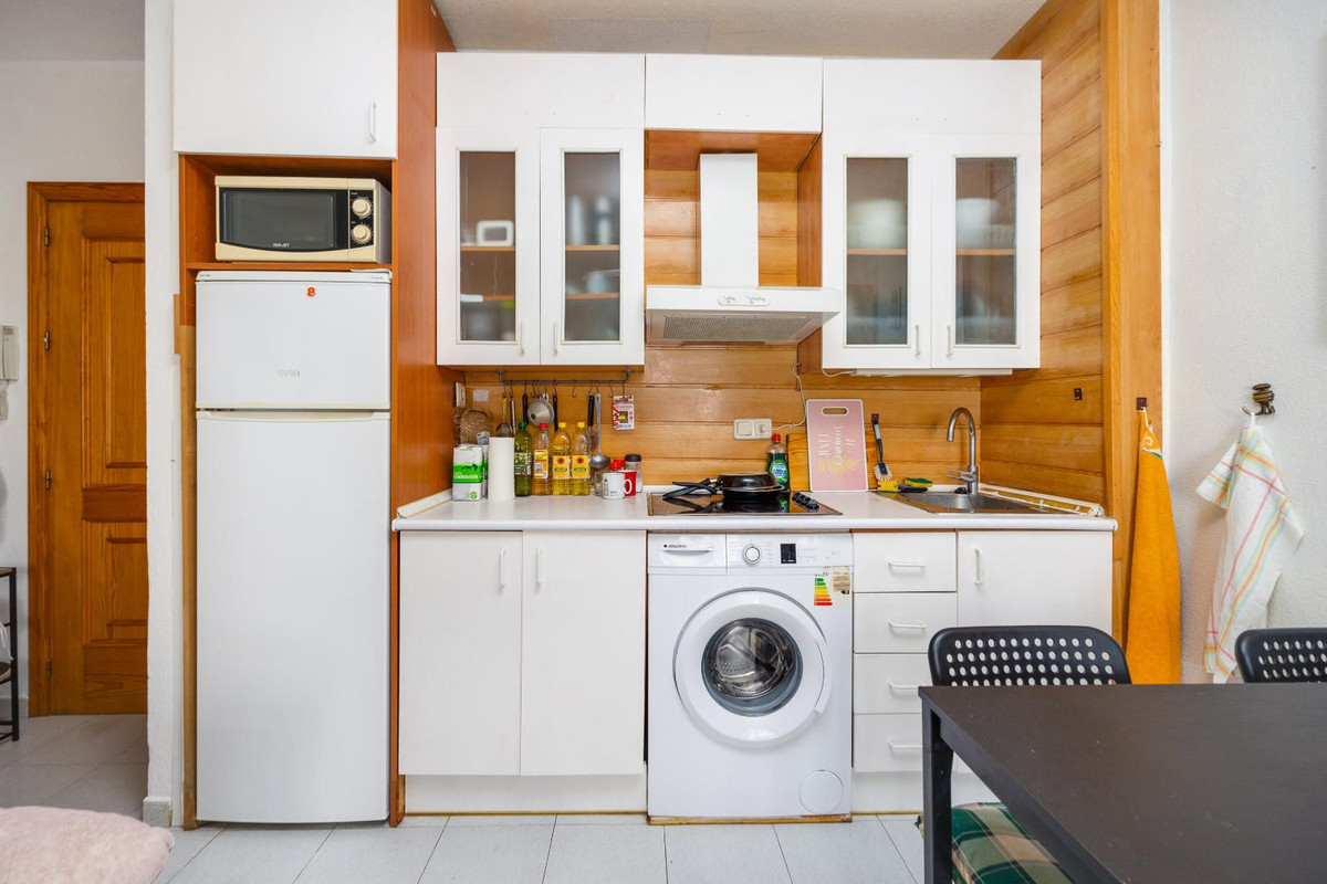 Se vende Apartamento Planta Media de 1 dormitorios en Costa Blanca, Alicante, España