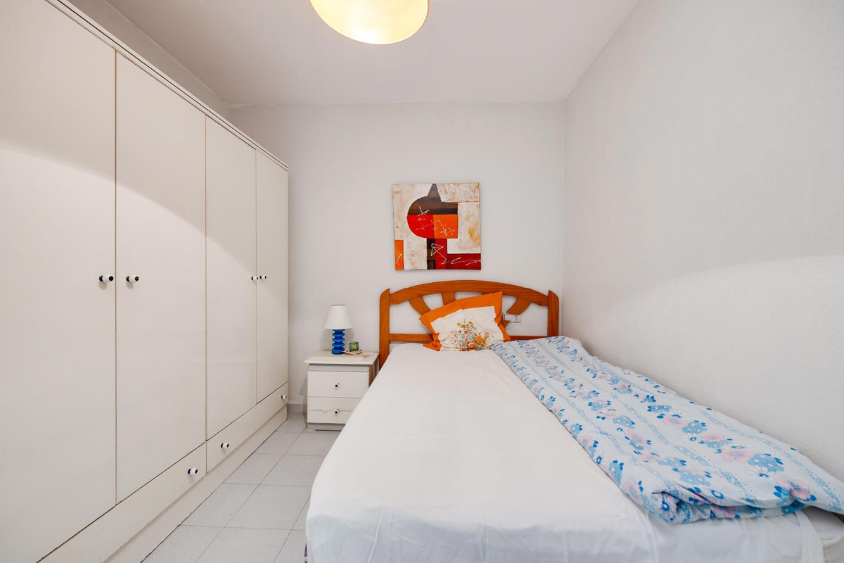 Se vende Apartamento Planta Media de 1 dormitorios en Costa Blanca, Alicante, España