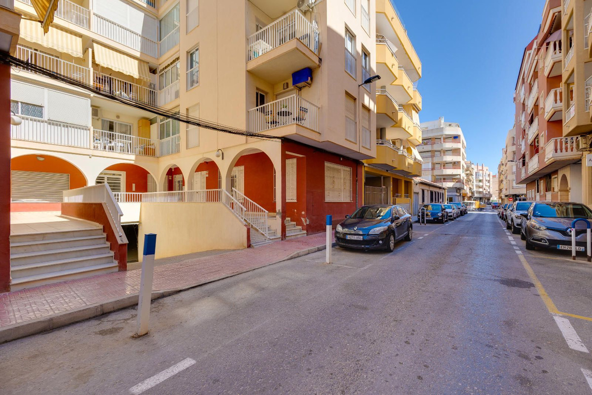 Se vende Apartamento Planta Media de 1 dormitorios en Costa Blanca, Alicante, España