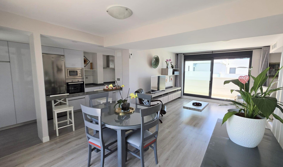 3 Bed Apartment for sale in La Colina Costa Del Sol, Málaga, Spain