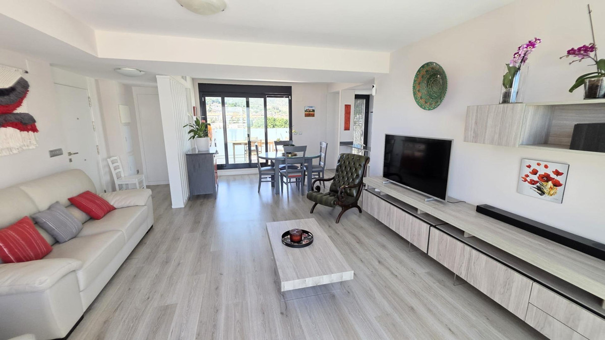 3 Bed Apartment for sale in La Colina Costa Del Sol, Málaga, Spain