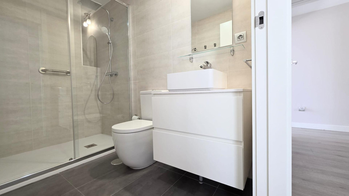 3 Bed Apartment for sale in La Colina Costa Del Sol, Málaga, Spain
