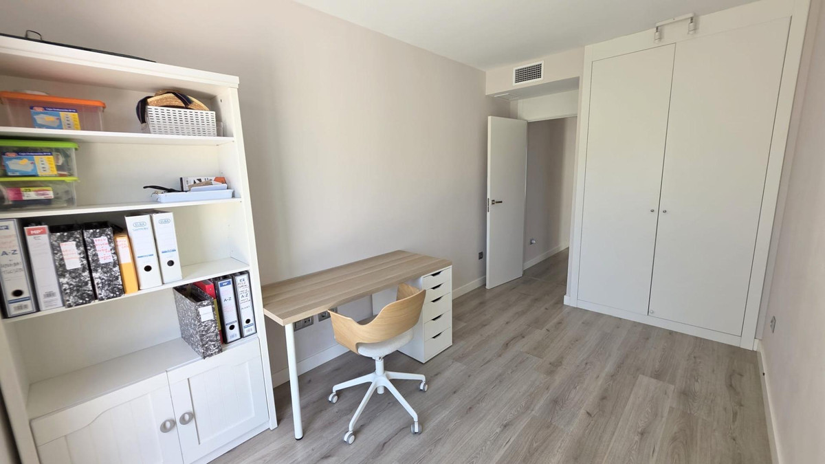 3 Bed Apartment for sale in La Colina Costa Del Sol, Málaga, Spain