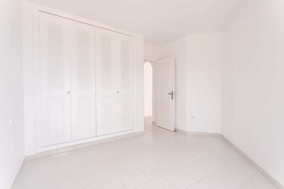 2 Bed Apartment for sale in Riviera Del Sol Costa Del Sol, Málaga, Spain