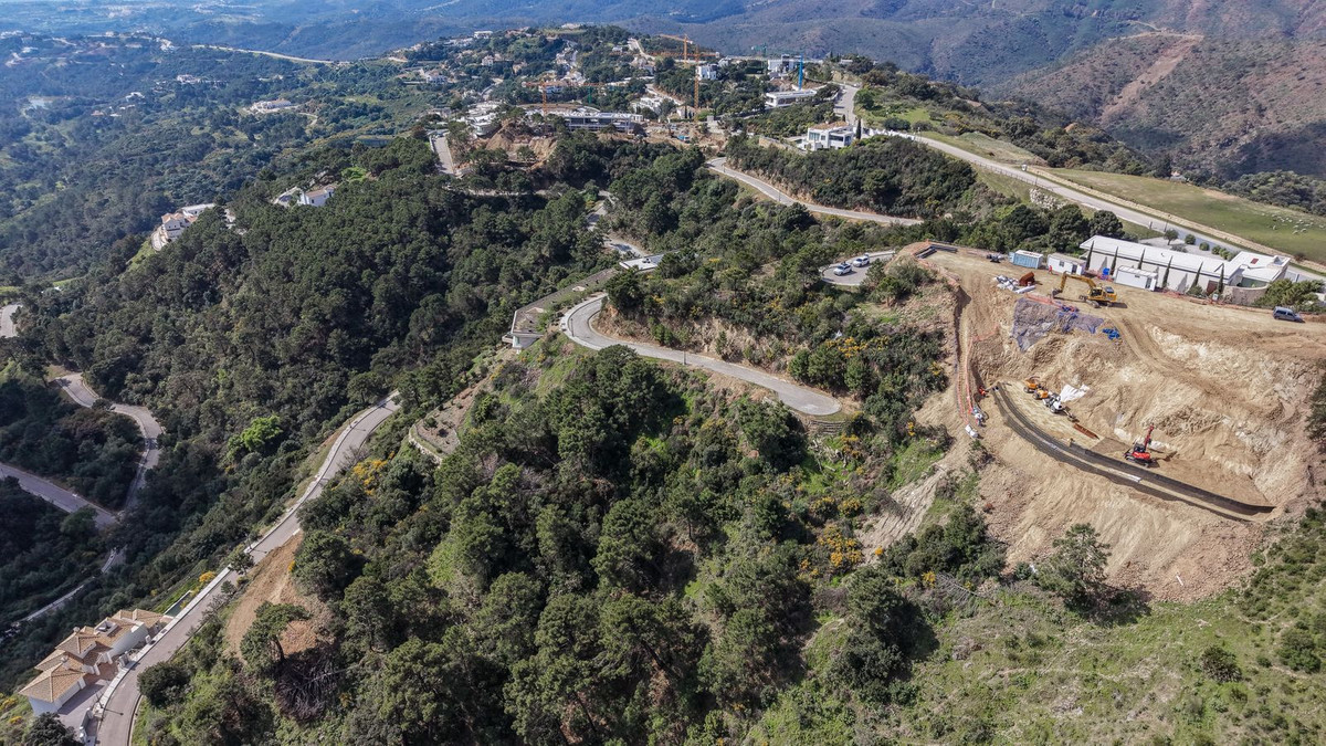 Plots for sale in Benahavís Costa Del Sol, Málaga, Spain