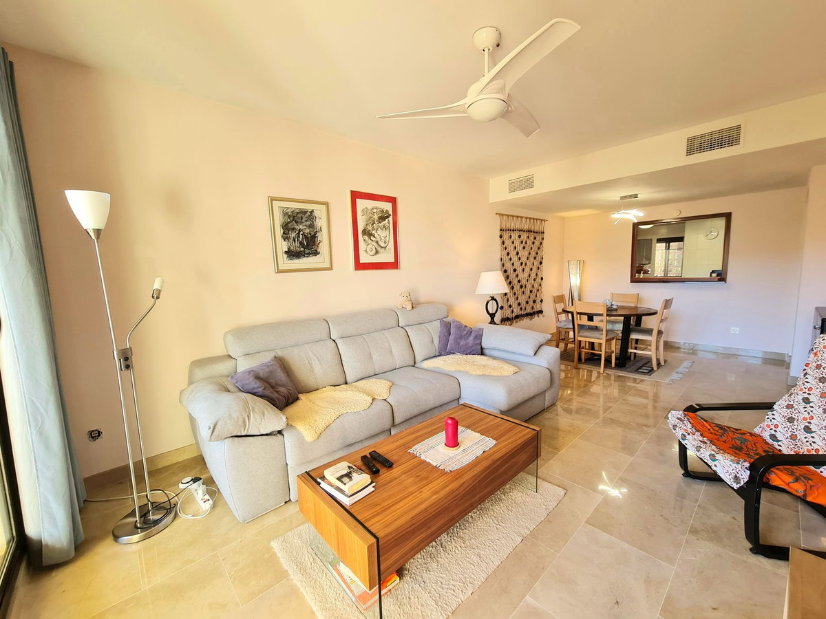 2 Bed Apartment for sale in La Duquesa Costa Del Sol, Málaga, Spain