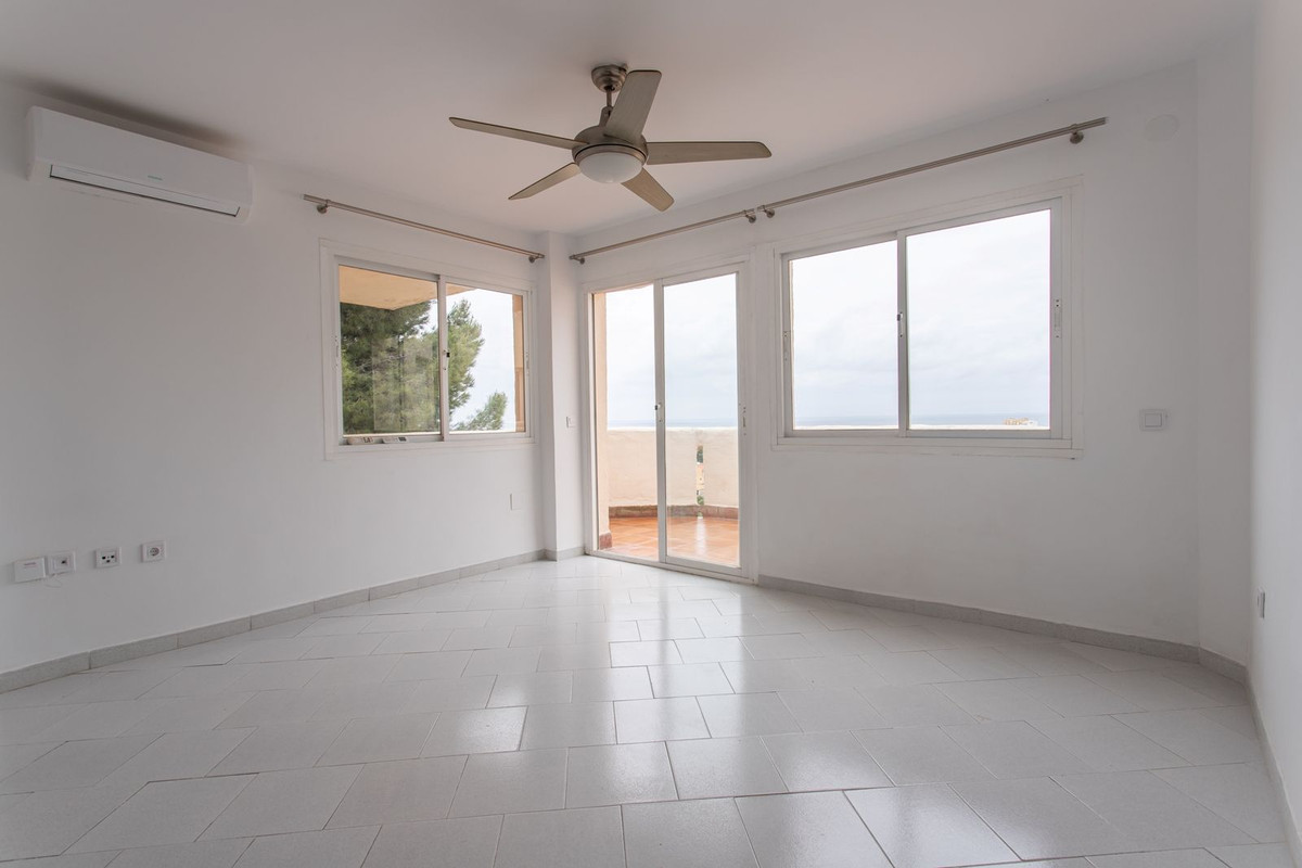 2 Bed Apartment for sale in Riviera Del Sol Costa Del Sol, Málaga, Spain