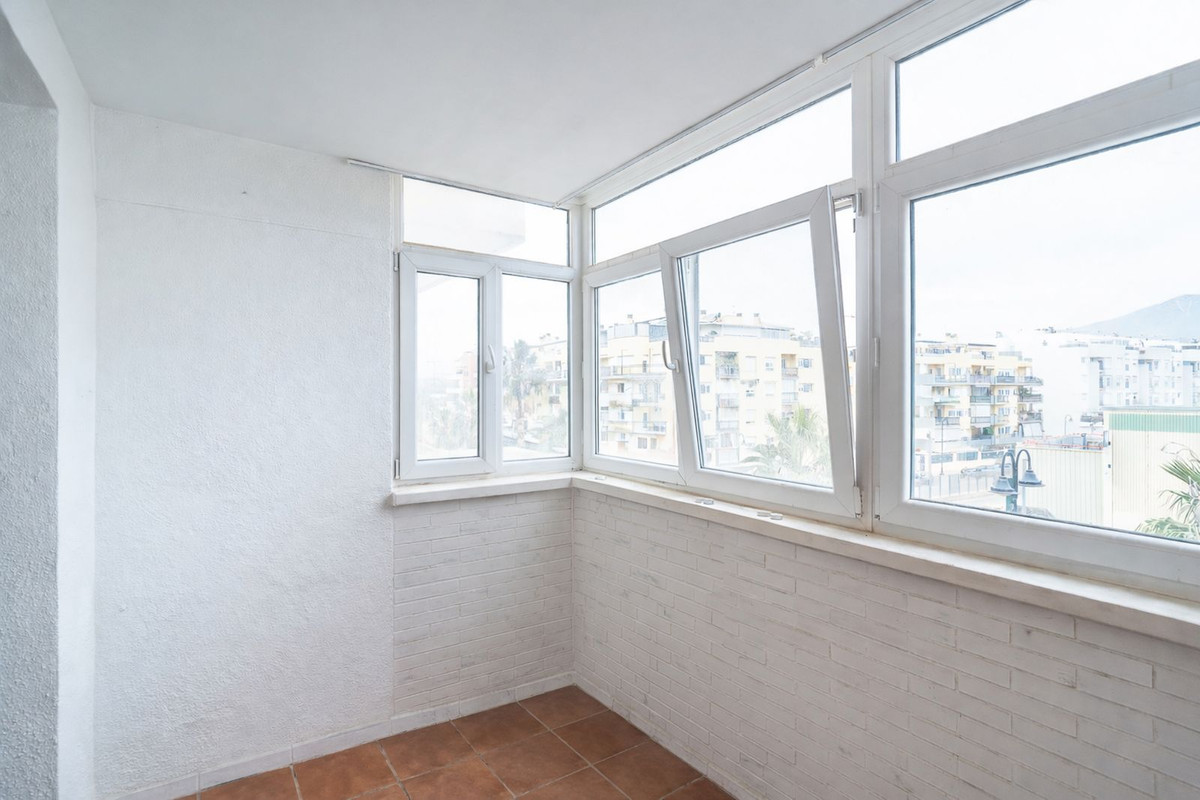 Se vende Apartamento Planta Media de 2 dormitorios en Costa Del Sol, Málaga, España