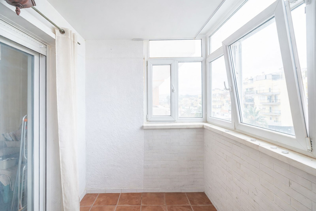 Se vende Apartamento Planta Media de 2 dormitorios en Costa Del Sol, Málaga, España