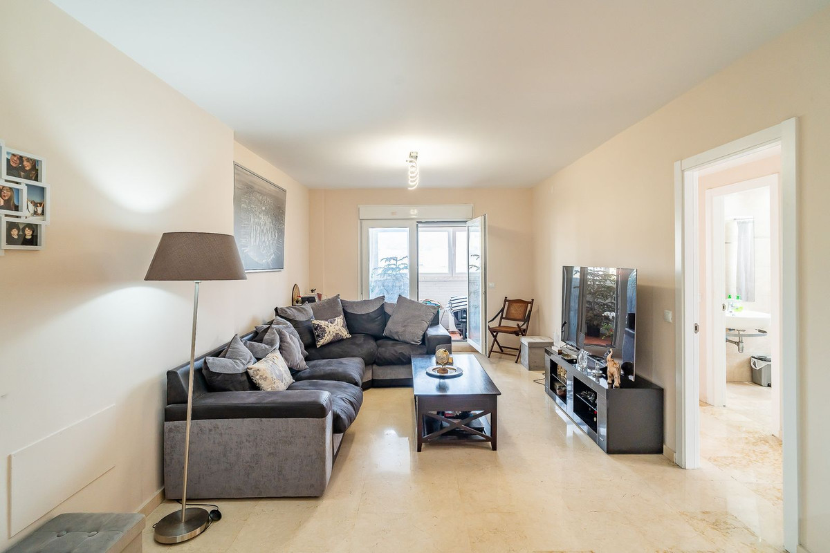 Se vende Apartamento Planta Media de 2 dormitorios en Costa Del Sol, Málaga, España