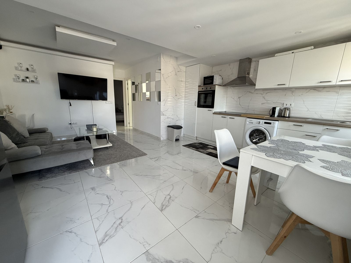 2 Bed Townhouse for sale in Torrevieja Costa Blanca, Alicante, Spain