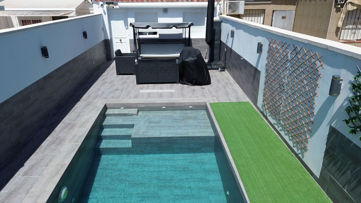 2 Bed Townhouse for sale in Torrevieja Costa Blanca, Alicante, Spain
