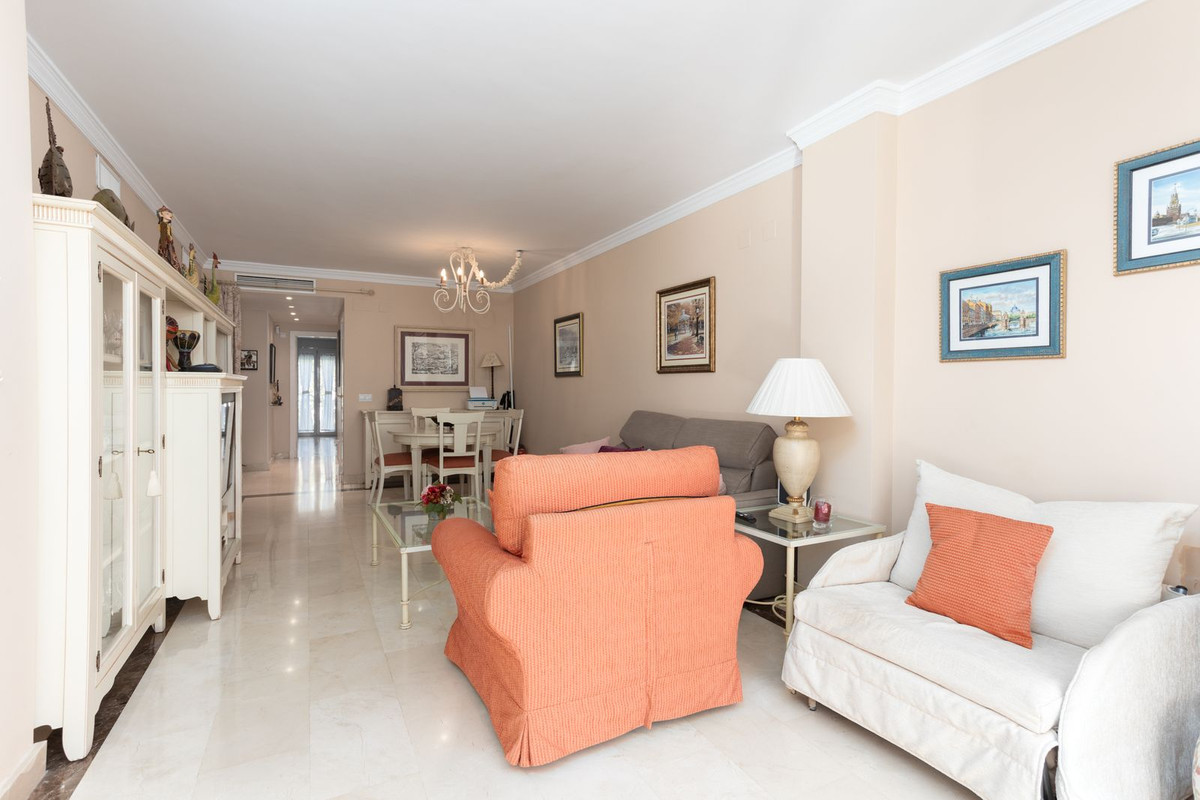 2 Bed Apartment for sale in San Pedro De Alcántara Costa Del Sol, Málaga, Spain