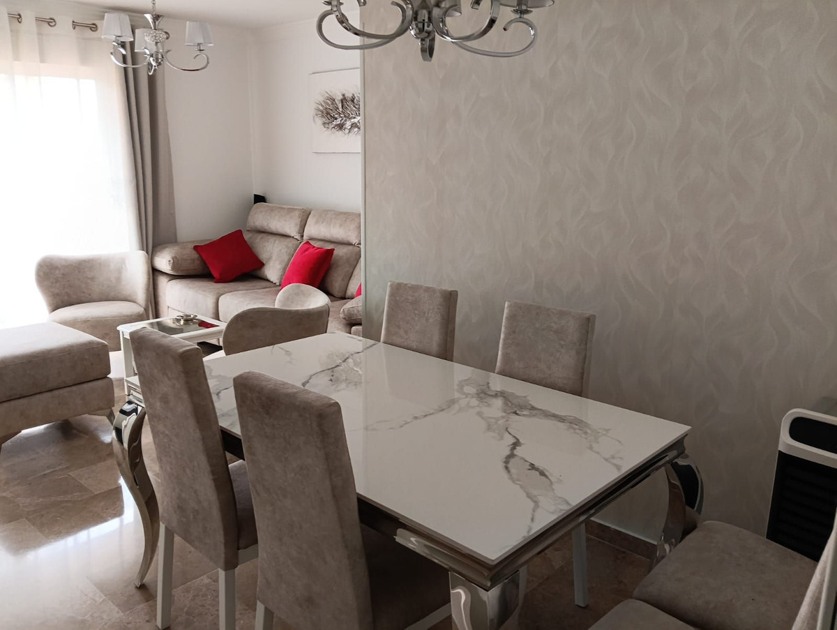 3 Bed Apartment for sale in Fuengirola Costa Del Sol, Málaga, Spain