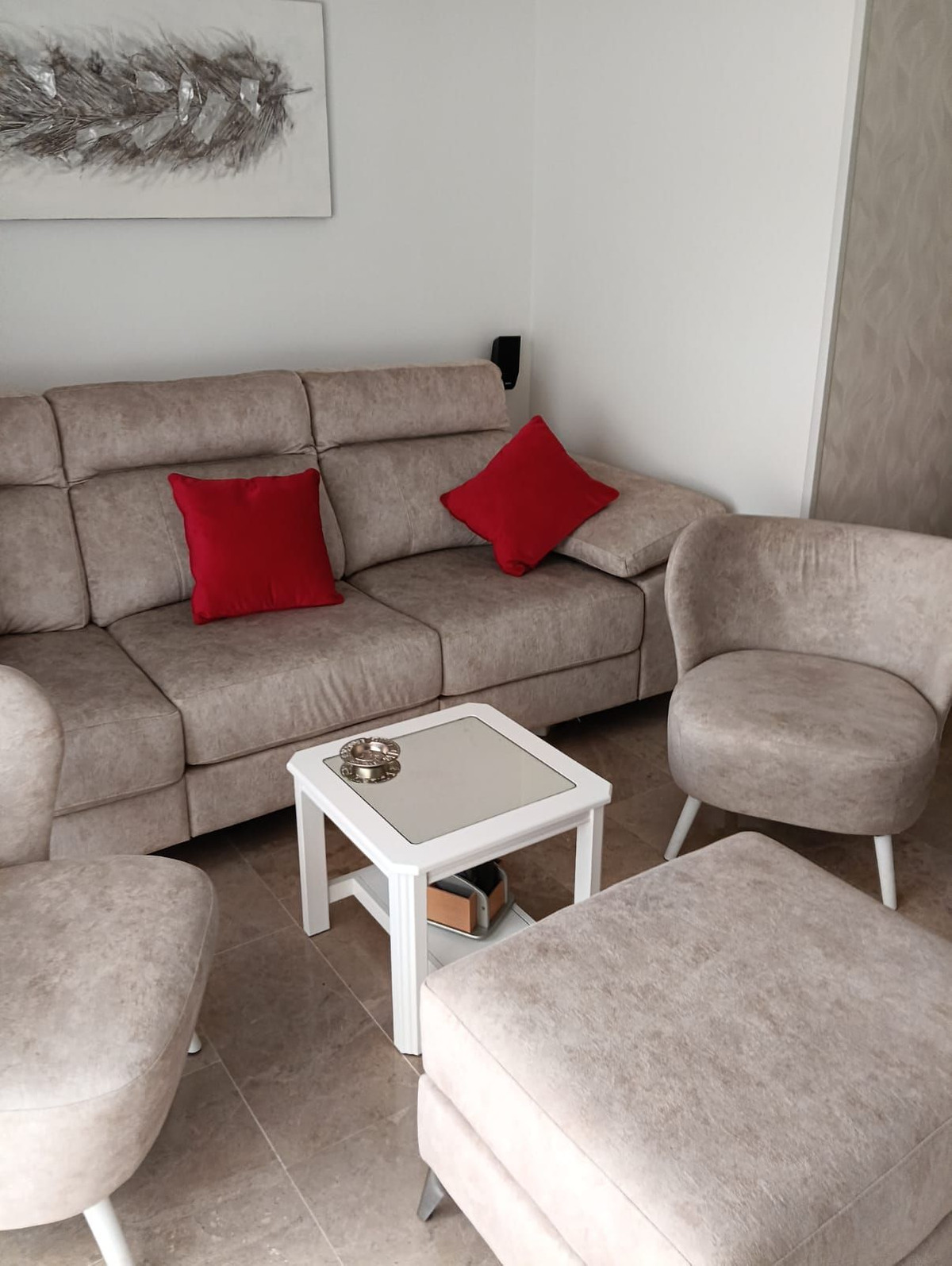 3 Bed Apartment for sale in Fuengirola Costa Del Sol, Málaga, Spain